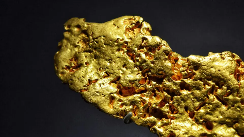 Ouro superaquecido.
