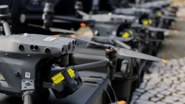 Drones utilizados pelo sistema prisional de SC permitem localizar movimentações suspeitas inclusive durante a noite, como tentativas de fuga ou de arremesso de objetos ilícitos para dentro das unidades.