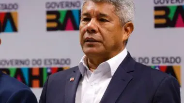 Segundo o levantamento Genial/Quaest na Bahia, 48% dos entrevistados afirmam que Jerônimo Rodrigues (PT) não merece um segundo mandato.