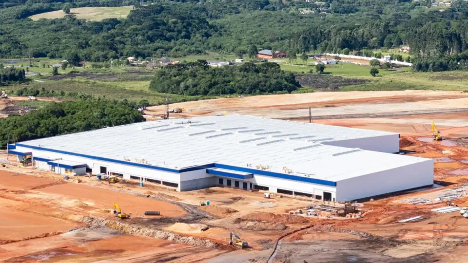 Nova unidade industrial da Electrolux ocupa cerca de 50 mil m² de área construída em São José dos Pinhais