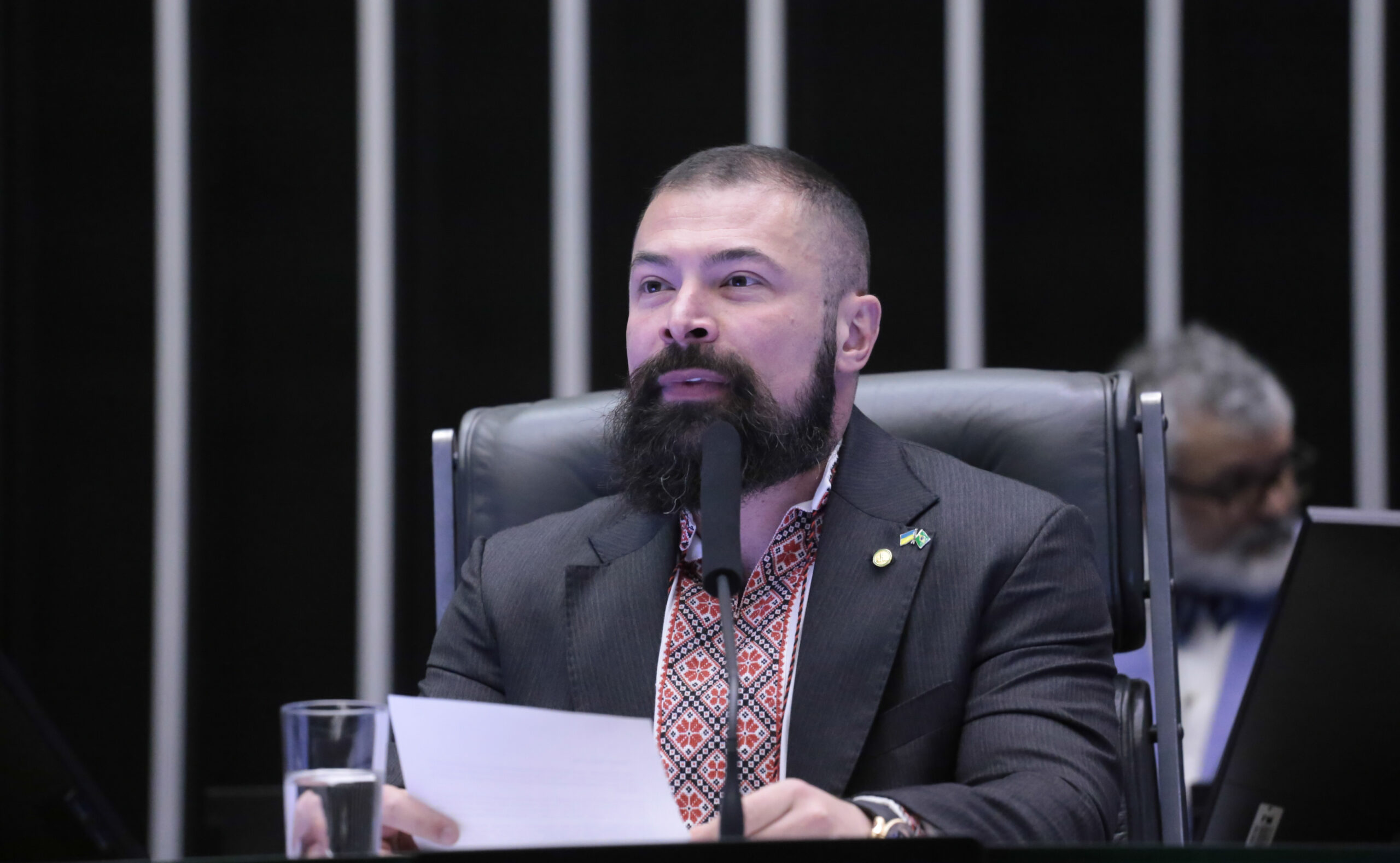 Câmara faz sessão especial para estreitar laços com a Ucrânia apesar da política externa de Lula