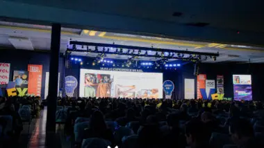 Com 4 mil participantes e R$ 10 milhões na economia local, Varejo Experience Brasil consolida Foz do Iguaçu como polo do turismo de negócios.