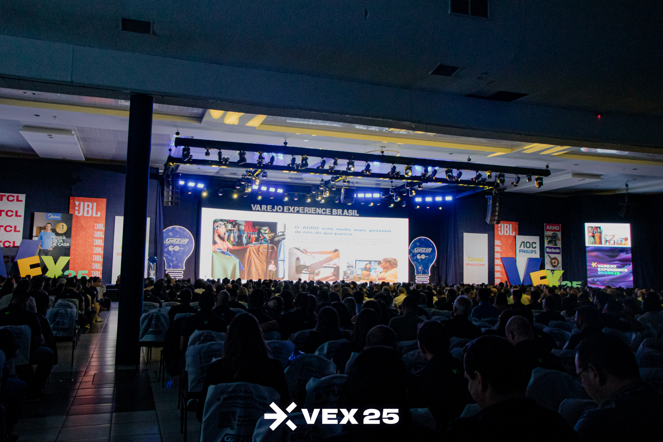 Com 4 mil participantes e R$ 10 milhões na economia local, Varejo Experience Brasil consolida Foz do Iguaçu como polo do turismo de negócios.