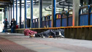 Municípios de Santa Catarina aderem à internação involuntária como forma de resgatar a vida de dependentes químicos.