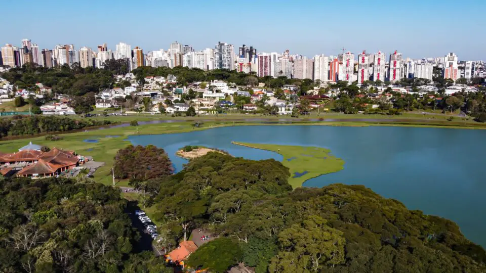 Curitiba ocupa a 5ª posição geral em ranking de competitividade nacional entre os municípios