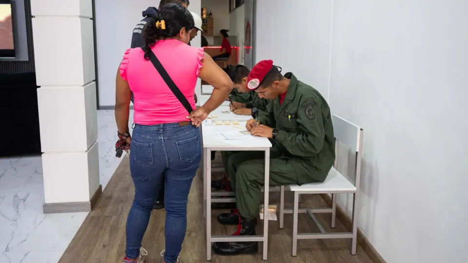 maduro venezuela milicia
