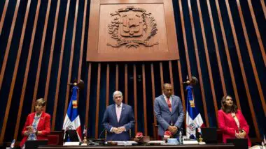 Senadores da República Dominicana durante votação do Código Penal, em 2023: sem espaço para o aborto.