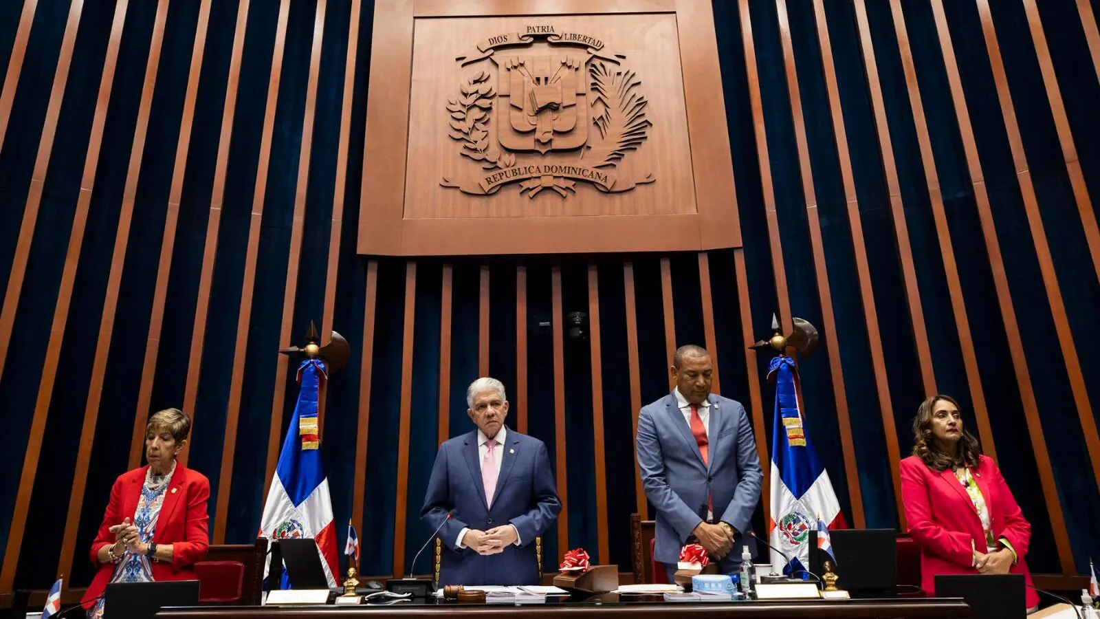 Senadores da República Dominicana durante votação do Código Penal, em 2023: sem espaço para o aborto.