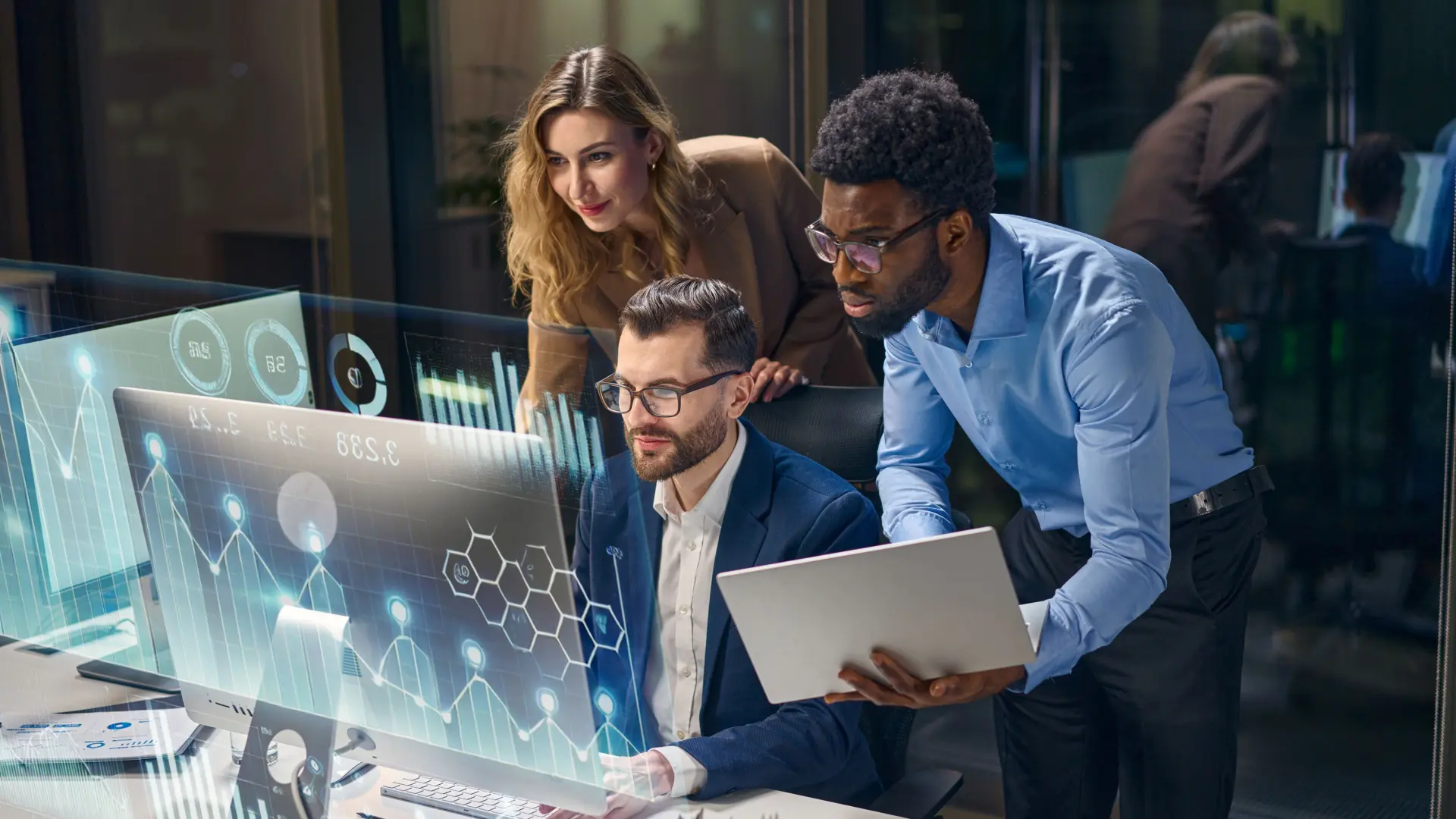 O que torna uma organização realmente inovadora não é só a tecnologia, mas as pessoas que a constroem. Investir em desenvolvimento humano é apostar no que a tecnologia ainda não pode copiar: o humano