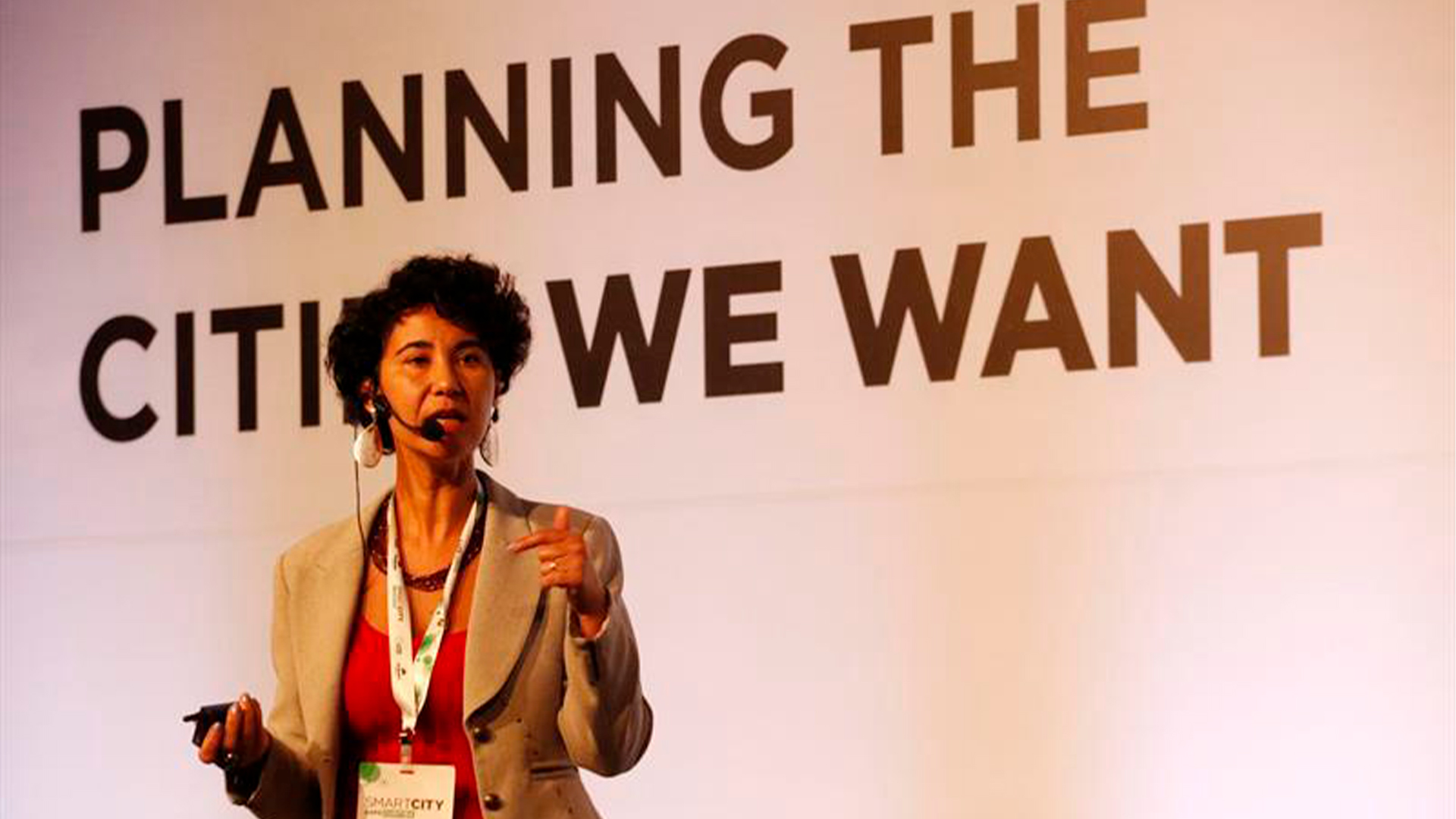 Cris Alessi, Consultora, Conselheira, Palestrante e Investidora-Anjo especializada em inovação e transformação digital