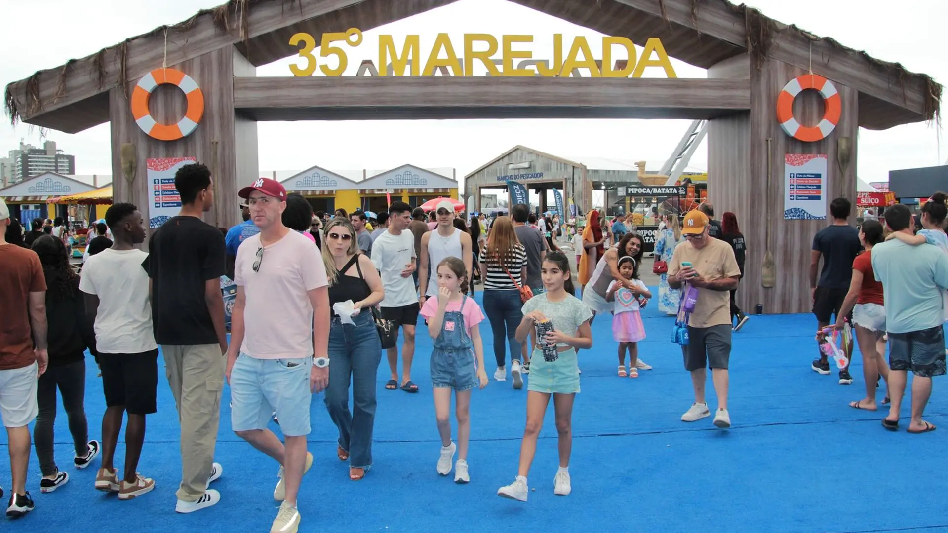 Marejada, em Itajaí, considerada a maior festa do pescado do Brasil.
