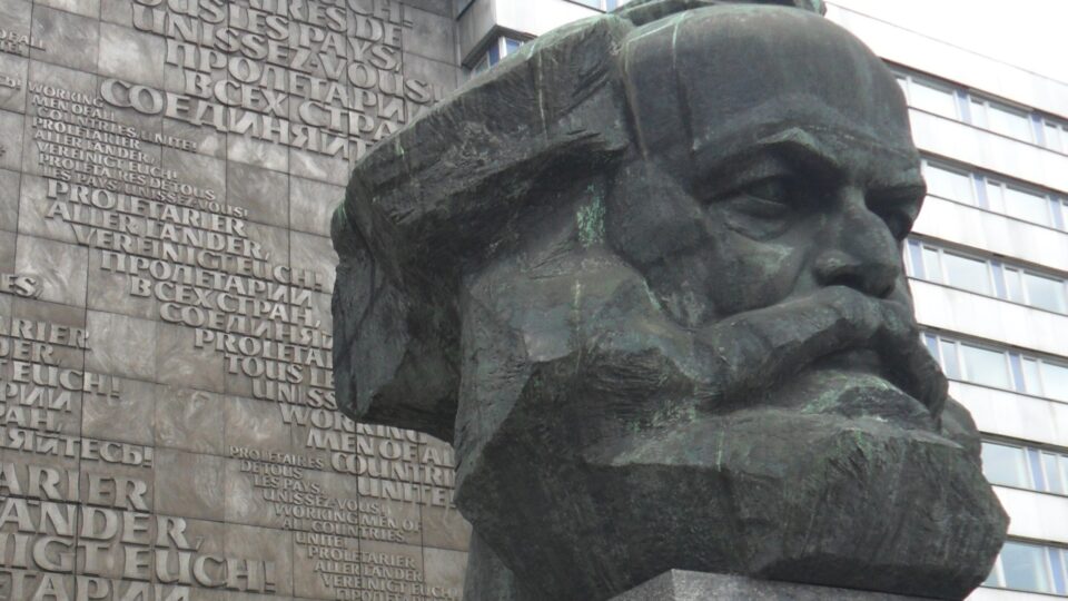 O socialismo como religião política