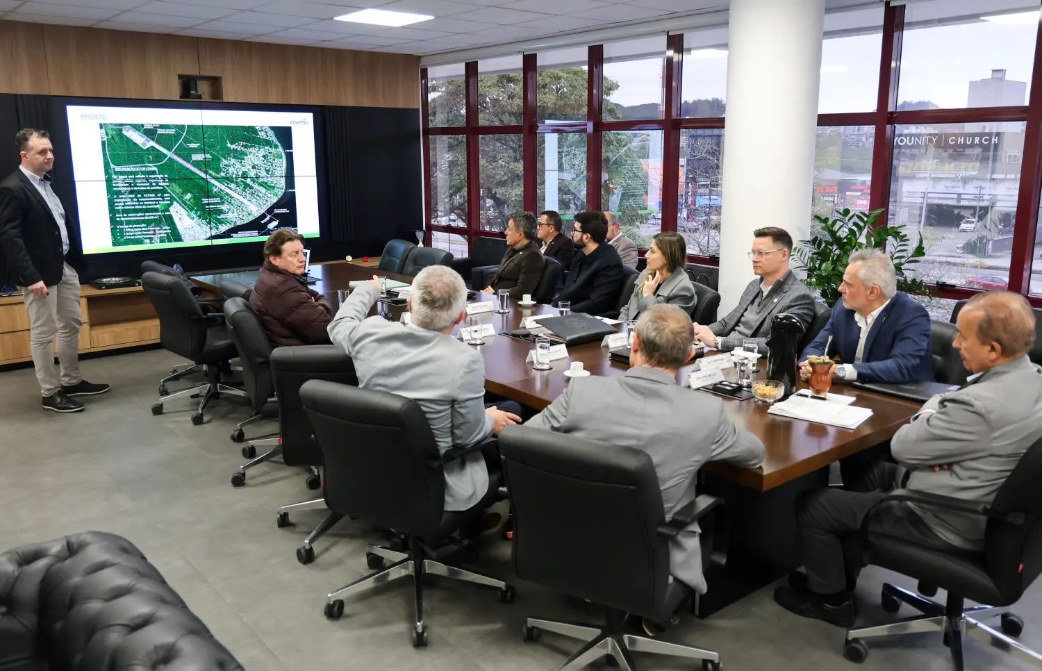 O novo terminal de SC, da Coamo, entrará em operação em 2030 e deve movimentar 11 milhões de toneladas por ano.