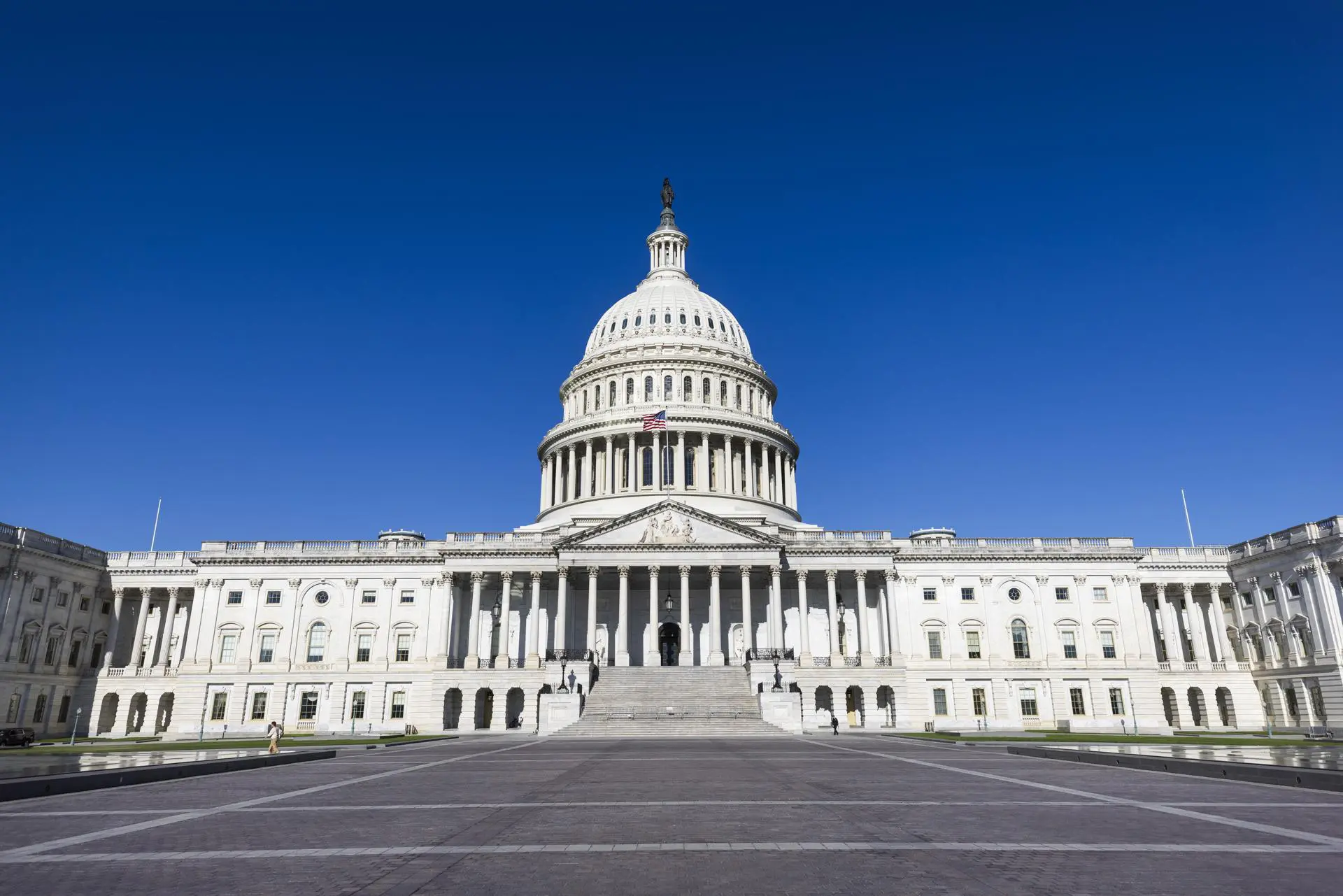 eua políticas progressistas