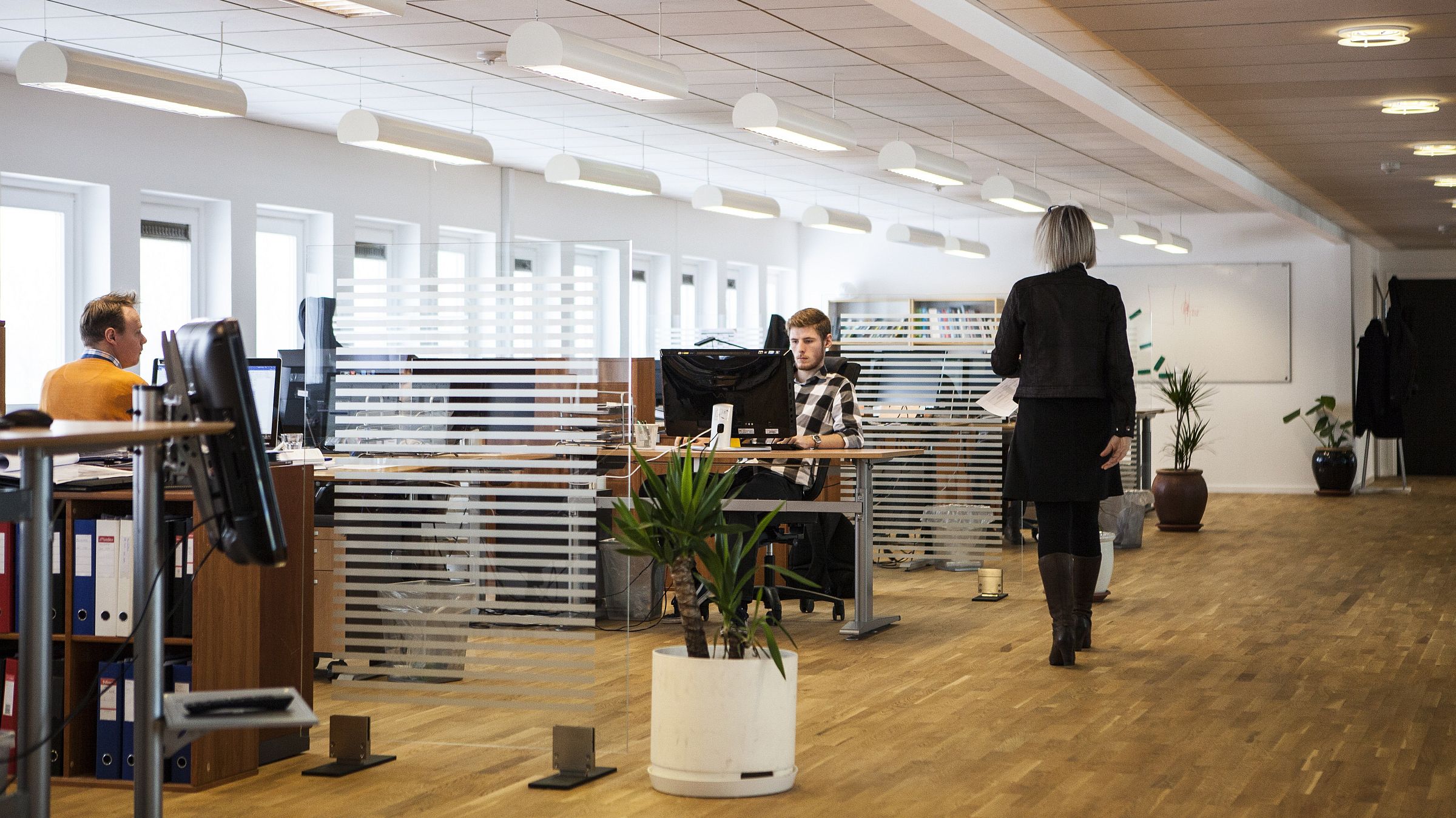 Ambiente da empresa influencia trabalhadores, que podem ser mais esforçados ou desleixados.