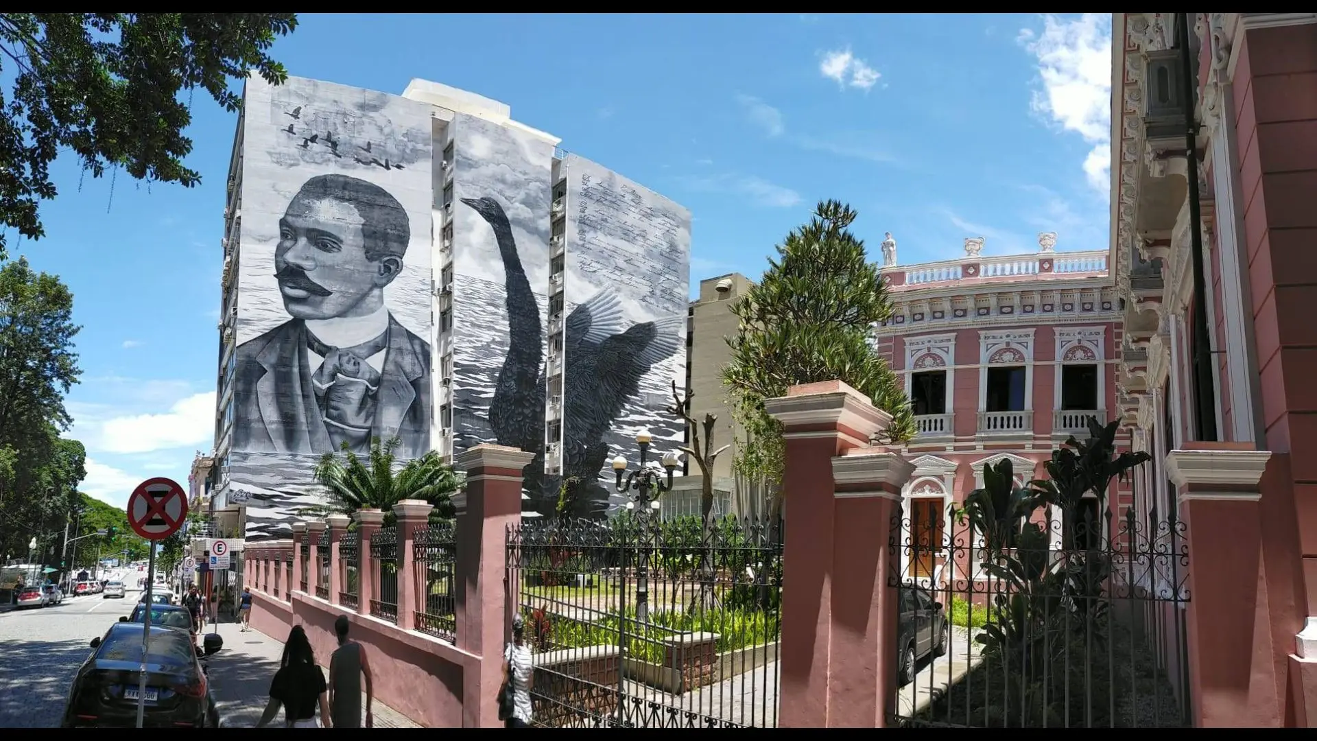 Visita ao Museu Histórico de Santa Catarina é uma viagem ao conhecimento de documentos e relíquias que narram a formação do estado.