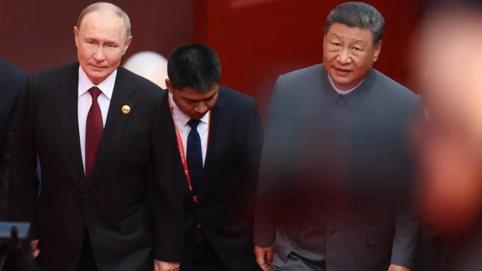 rússia china