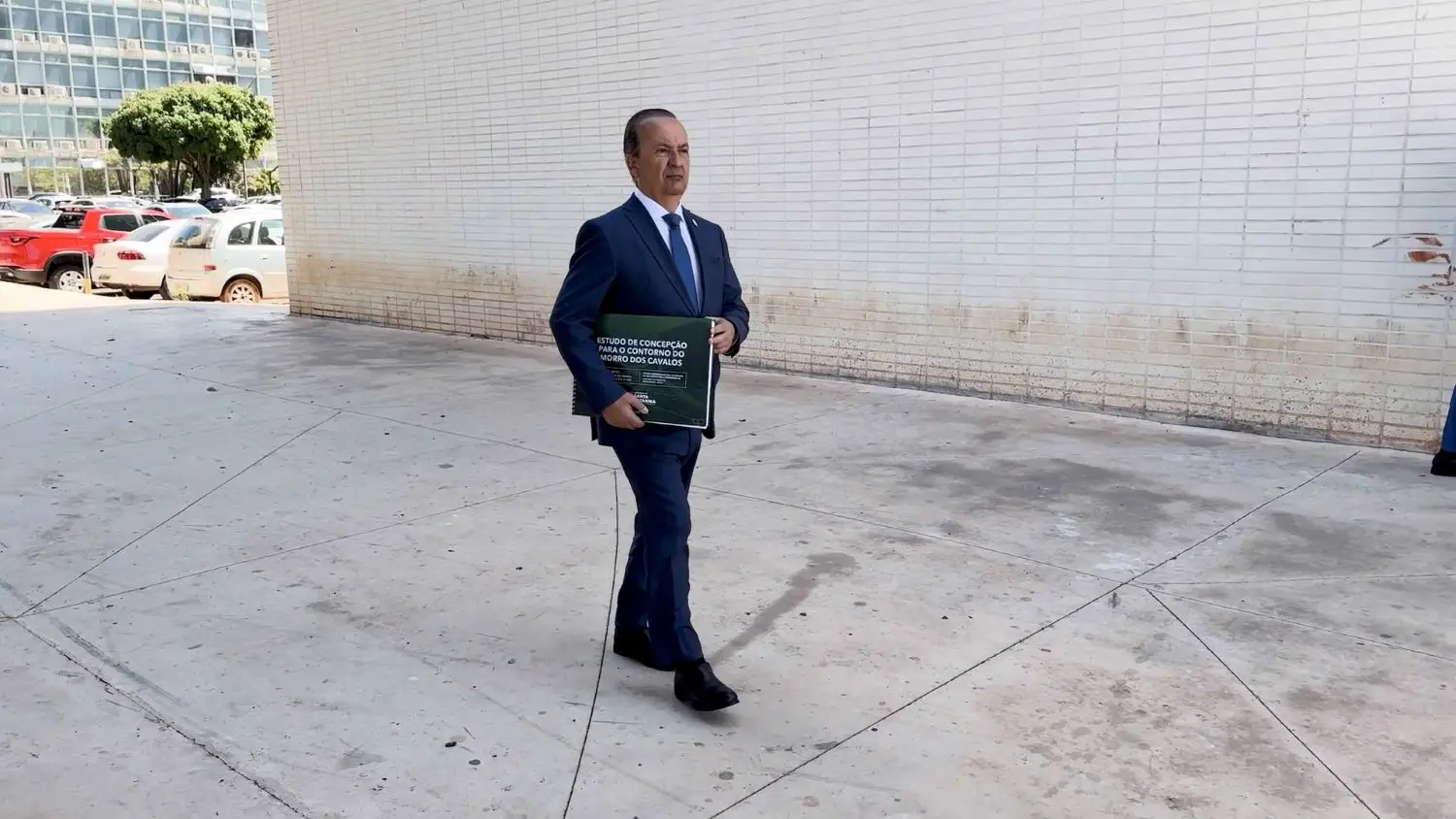 Obra no Morro dos Cavalos contorno viário Florianópolis