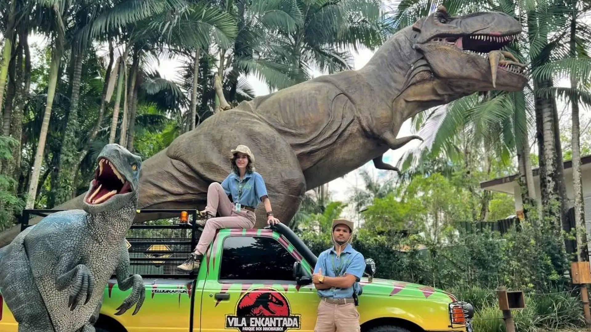 Vila Encantada, em Pomerode (SC): diversão e aprendizado com dinossauros em tamanho real e atrações interativas para toda a família.