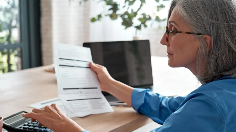 Nova era tributária: Reforma sobre o consumo traz desafios e oportunidades para o setor empresarial.