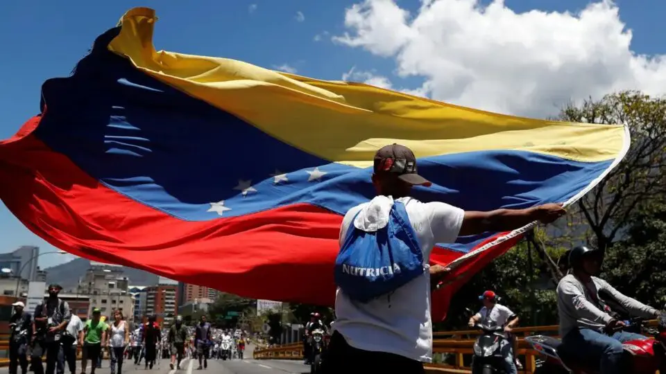 Comitês de Luta e movimentos de esquerda articulam ato em defesa da Venezuela e contra os Estados Unidos.