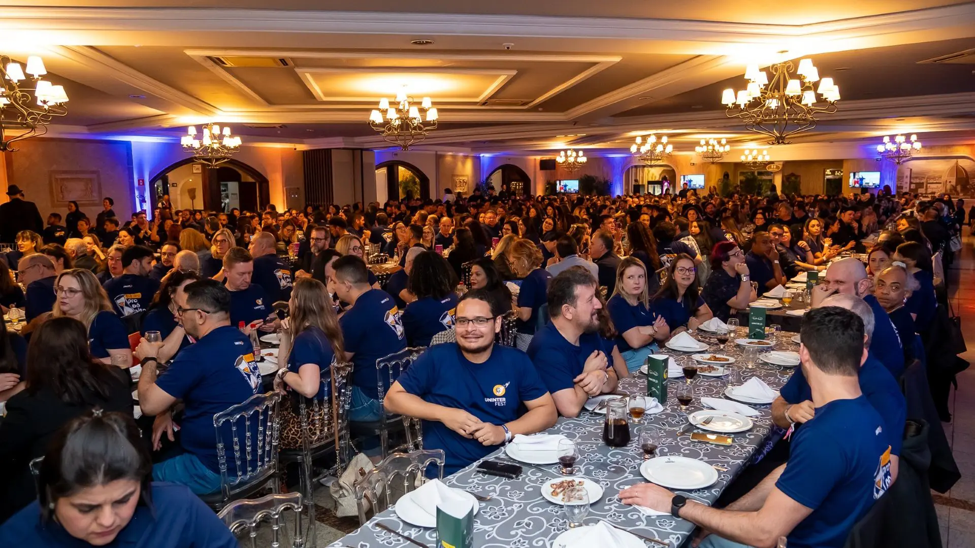 A confraternização da empresa, Uninter Fest, reuniu mais de mil colaboradores, no ano passado.