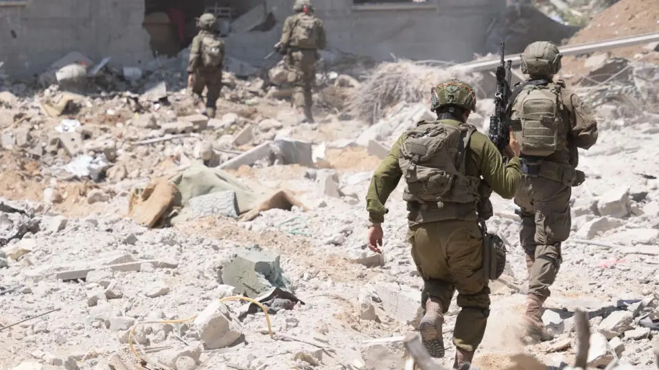 Israel ataca Gaza