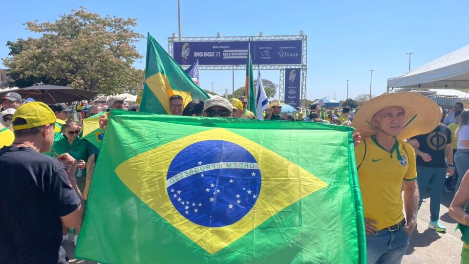 Batalha de algoritmos e polarização coloca o livre pensamento e a civilidade em risco