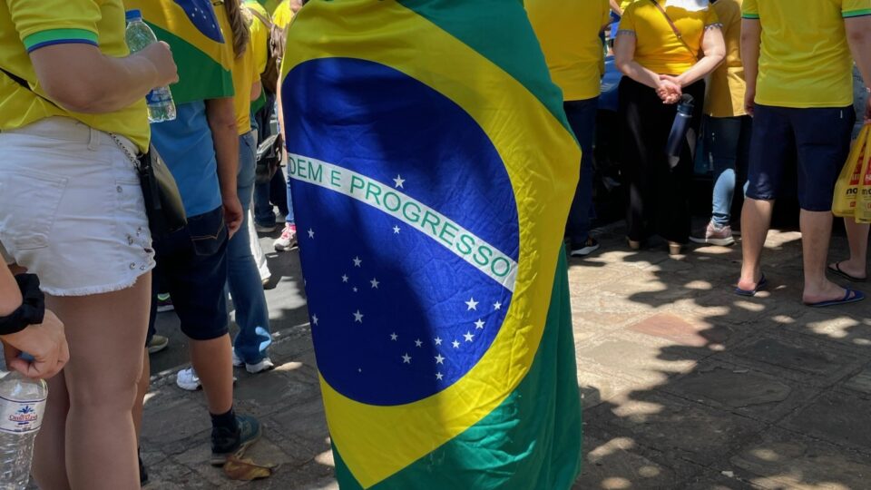 Até quando o Brasil continuará sendo um pobre país rico?  