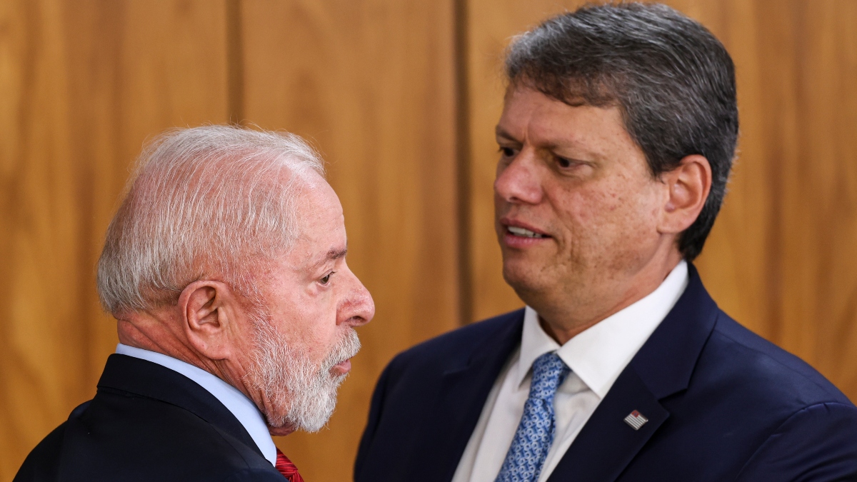 Governo culpa Tarcísio para ocultar fracasso na MP da Taxação