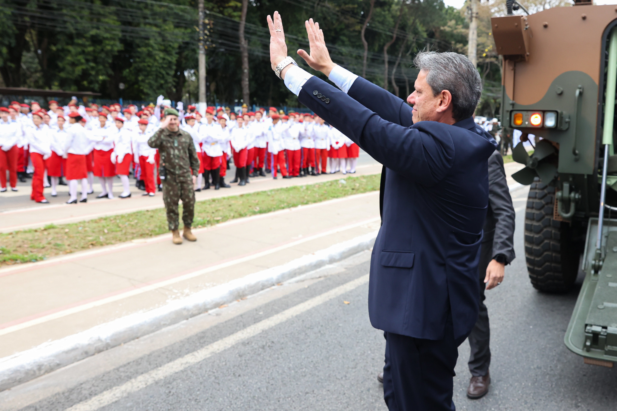 Pesquisa AtlasIntel indica que Tarcísio de Freitas segue como favorito à reeleição ao governo de São Paulo.