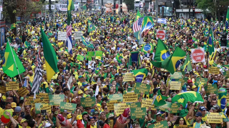 anistia estratégias direita