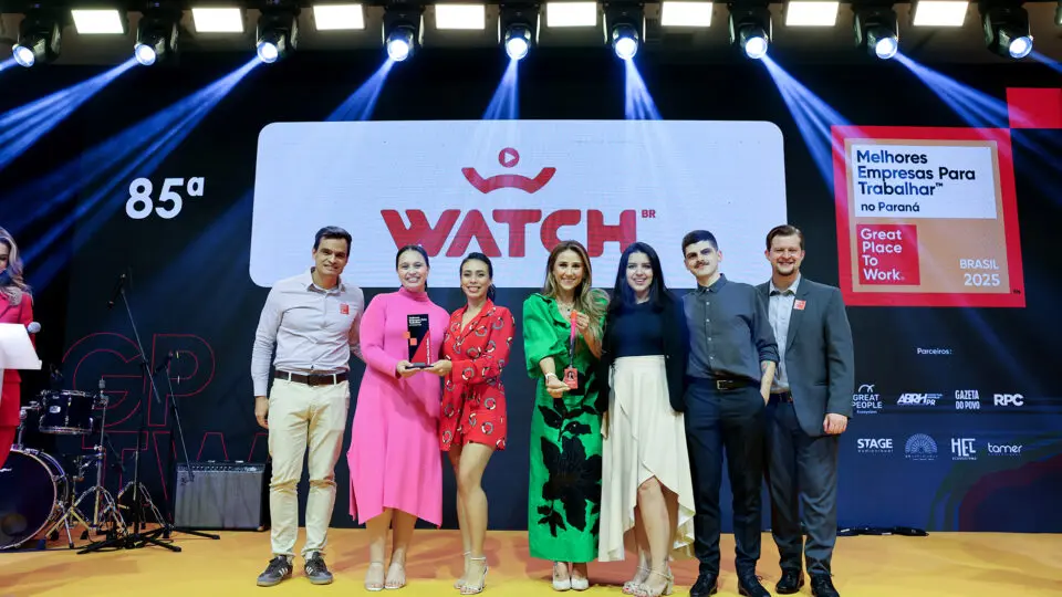 Equipe da Watch celebra o reconhecimento no ranking GPTW 2025 como uma das melhores empresas de médio porte para trabalhar no Paraná, em premiação realizada no Viasoft Experience, em Curitiba.