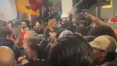 Estudantes expulsam Jeffrey Chiquini e Guilherme Kilter da UFPR; evento é cancelado após ação da polícia