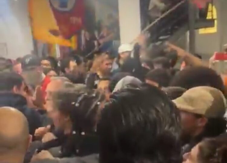 Universidades sitiadas pela intolerância