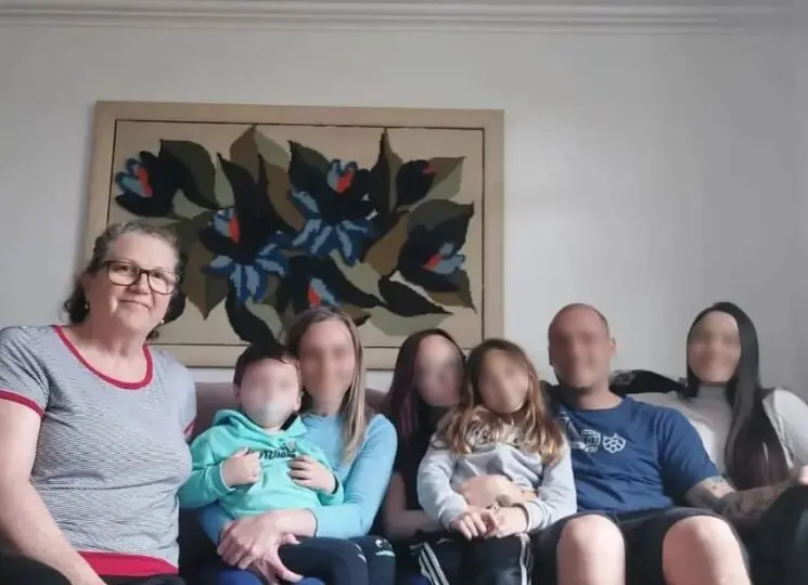 Sônia Teresinha Possa tem 68 anos e segue presa, longe de sua família, desde 2023. Imagens de 2022.