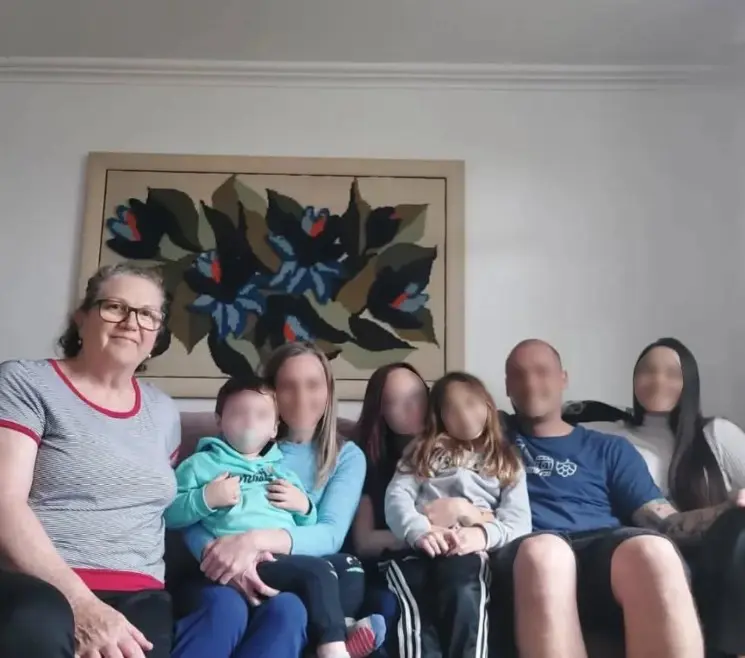 Sônia Teresinha Possa tem 68 anos e segue presa, longe de sua família, desde 2023. Imagens de 2022.