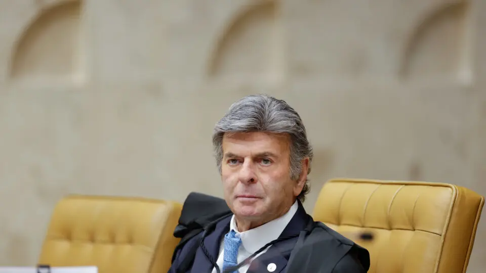 Fux individualiza condutas dos réus no julgamento de Bolsonaro