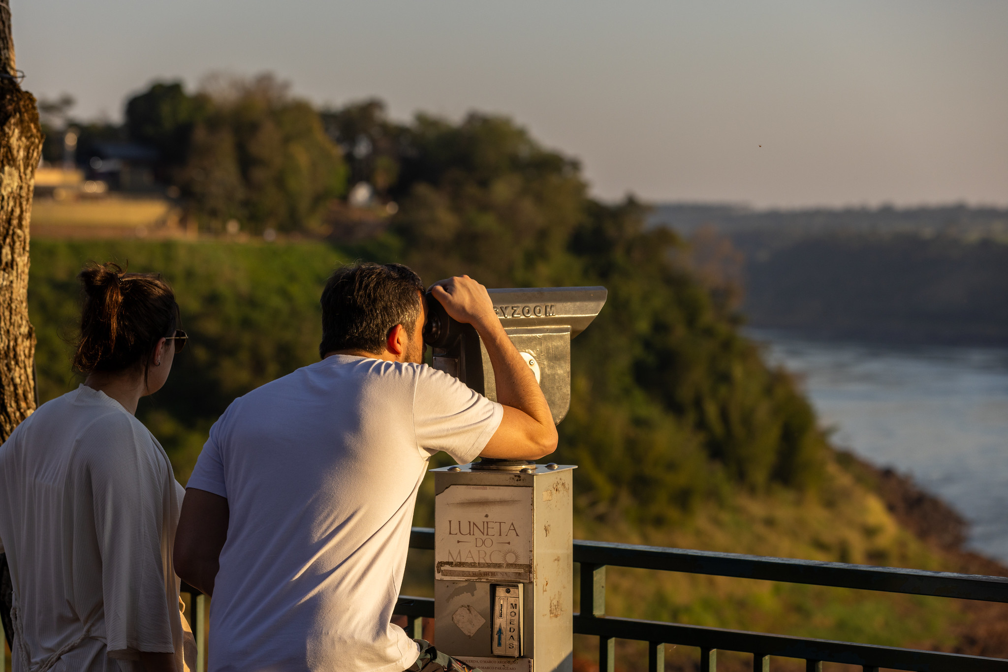 Turismo a partir de Foz do Iguaçu (PR) permite visitar três países em um dia.
