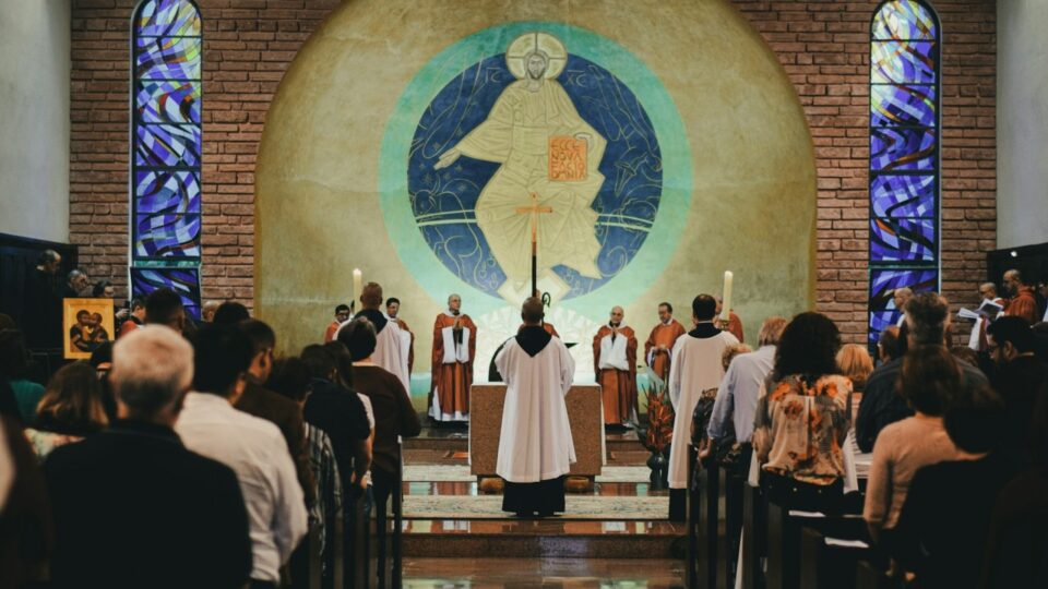 Quando o Estado decide até sobre os banheiros das igrejas, não há autonomia religiosa