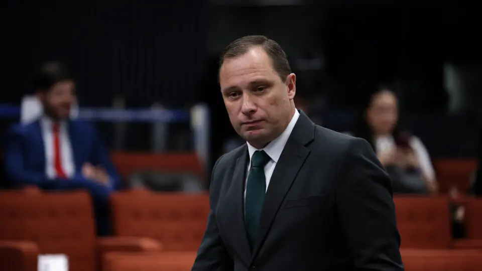 Defesa de Mauro Cid pede extinção da pena e revogação de cautelares
