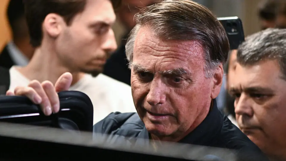 Bolsonaro passará por procedimento médico e receberá aliados nos próximos dias