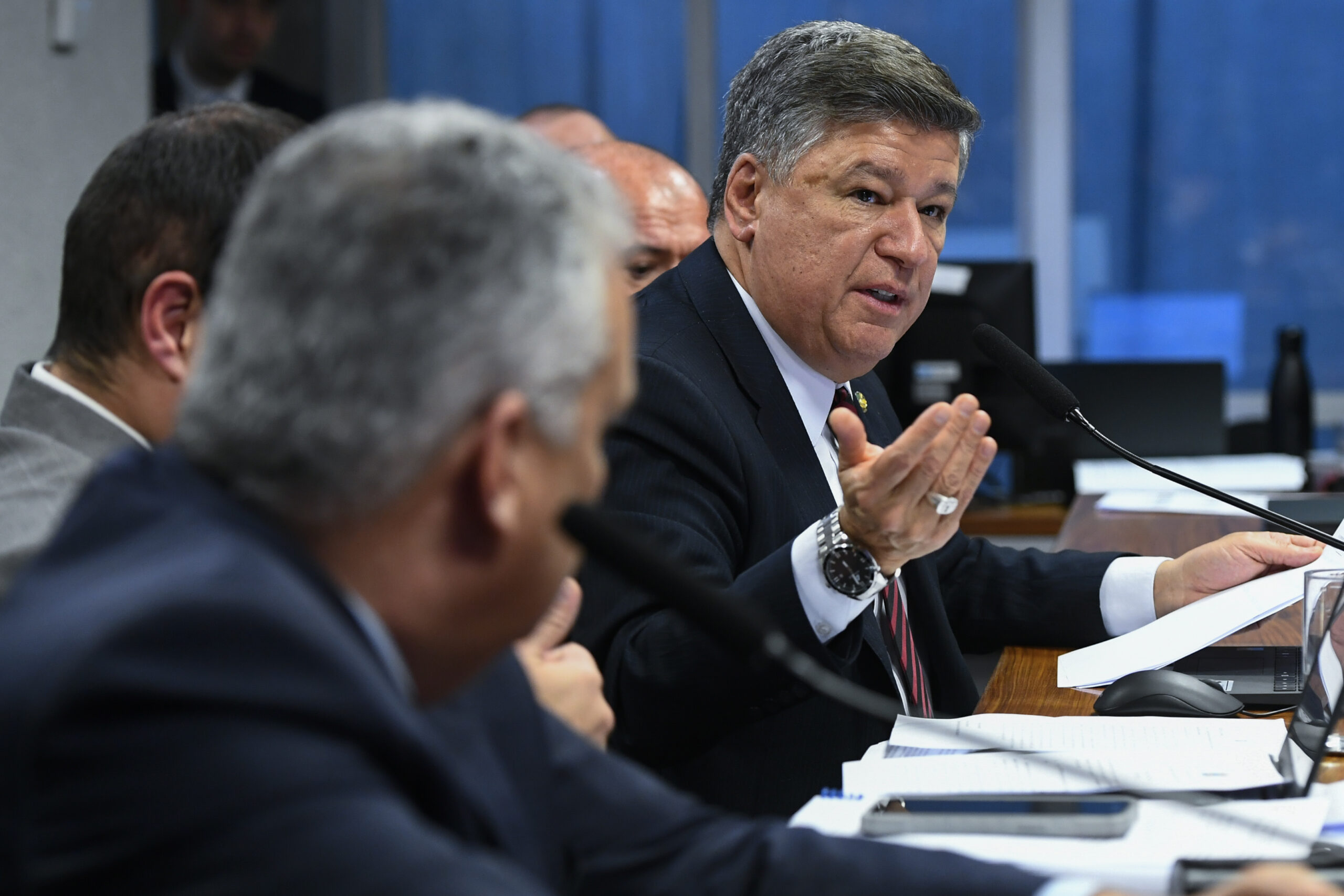 Senador Carlos Viana (Podemos-MG), presidente da CPMI do INSS