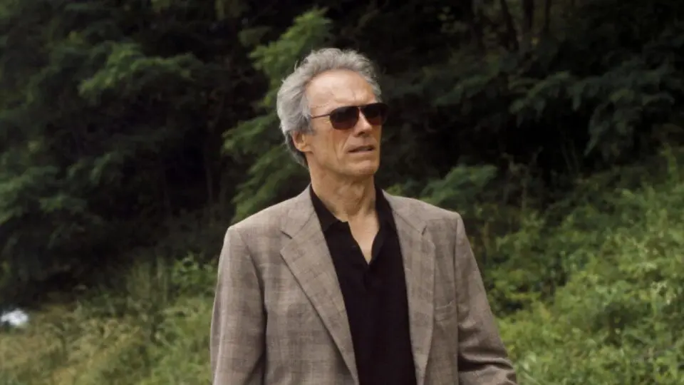 Clint Eastwood interpreta um ladrão veterano em "Poder Absoluto"
