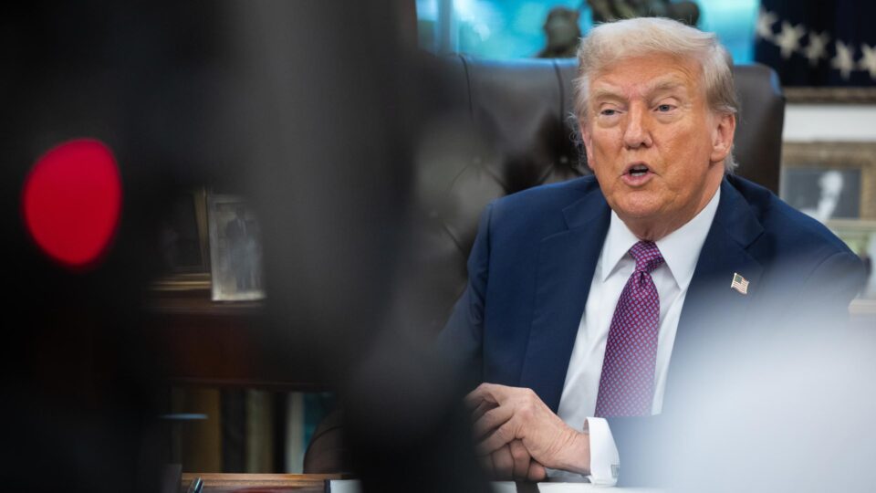 Trump anuncia segundo ataque contra barco com drogas da Venezuela