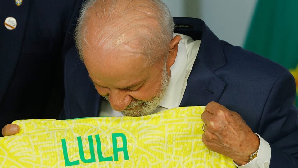 Maior rombo da história desmonta narrativa de Lula sobre estatais federais