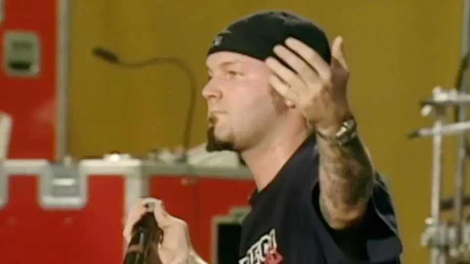O cantor do Limp Bizkit, Fred Durst, uma das atrações mais aguardadas do evento