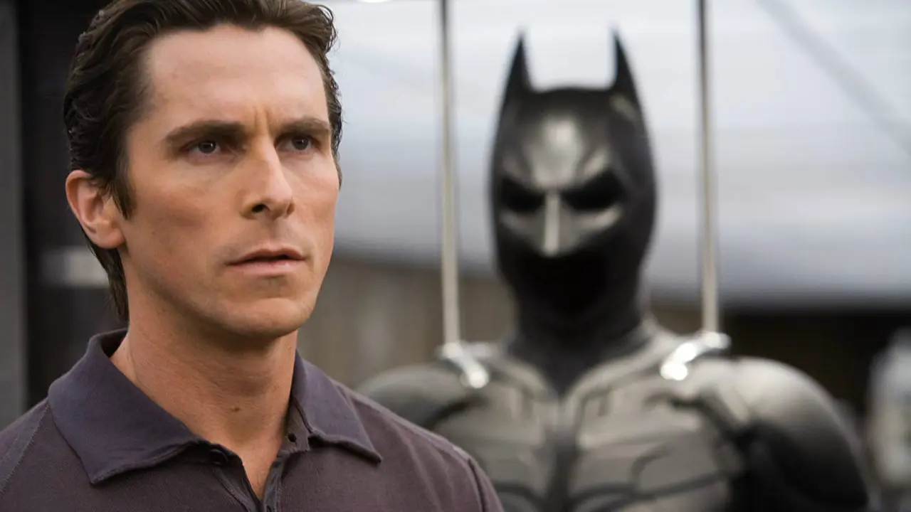 O ator britânico Christian Bale foi o escalado para encarnar Batman na trilogia de Christopher Nolan