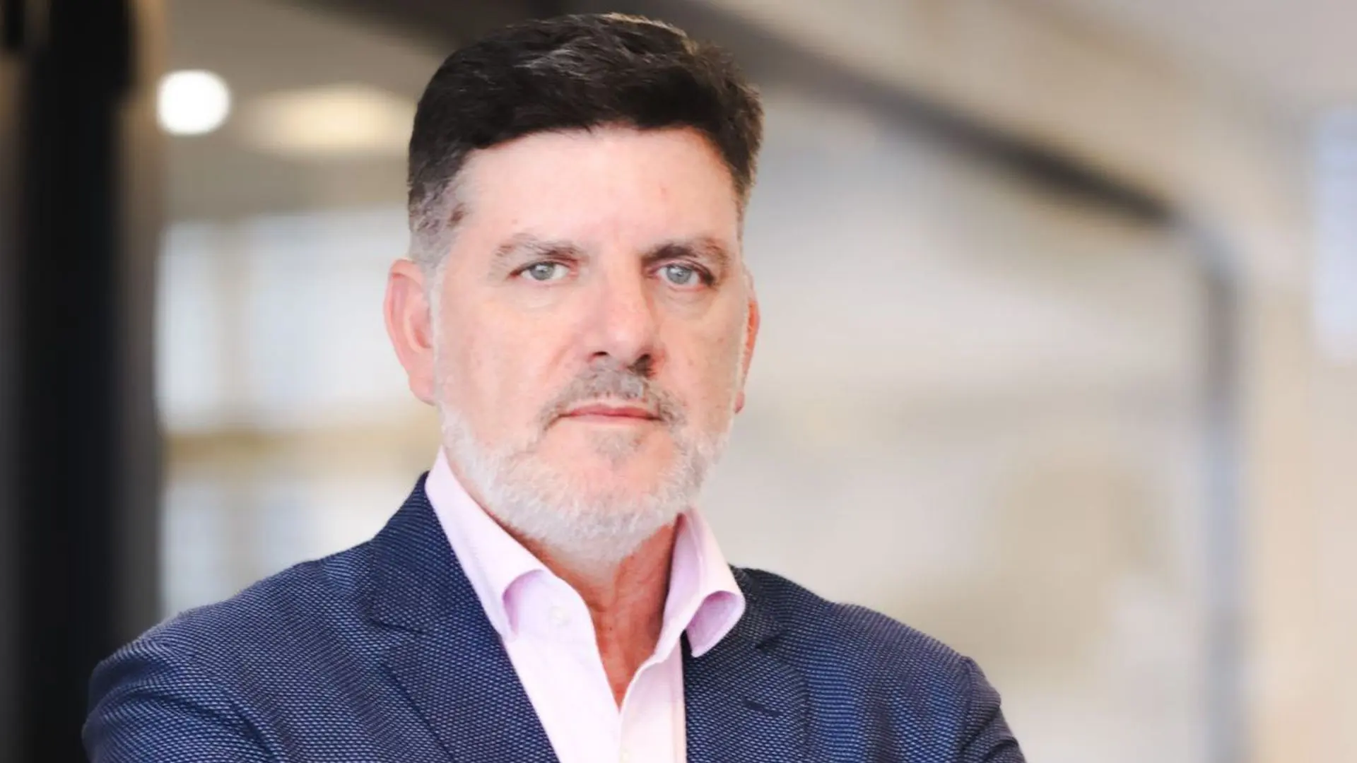 Dr. Marcus Ely explica como o planejamento previdenciário pode transformar o futuro financeiro dos trabalhadores. Com uma análise detalhada do histórico de contribuições e estratégias personalizadas, é possível evitar erros e garantir uma aposentadoria mais vantajosa.