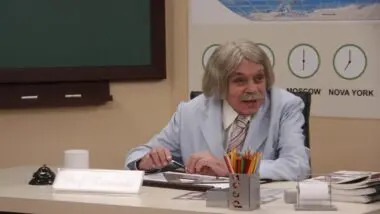 Chico Anysio na pele do Profesor Raimundo, seu personagem mais famoso